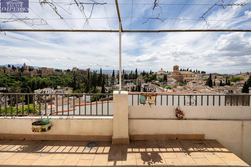 Foto e200eab2-a62f-4c78-9bf3-fe4982e3ba78. Casa  en venta albaicin vistas directas hacia la alhambra en Granada