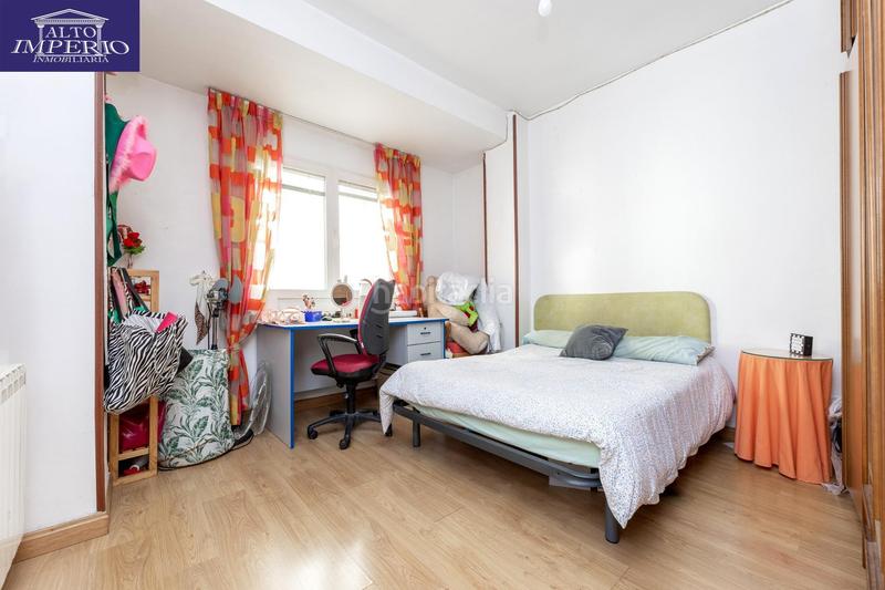 Foto 4ef8b881-51f6-434a-affd-5e7130d80c63. Piso oportunidad única en el centro ! piso en venta en pedro antonio de alarcón en Granada