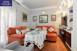 Casa adossada a Maracena. Tu nuevo hogar y tu futuro negocio te esperan en el centro de ma