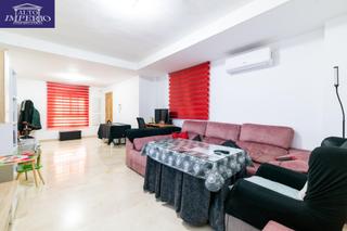Pis a Marques 26. Oportunidad única! piso en venta con patio