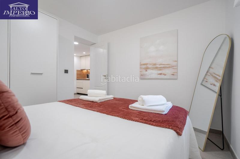 Foto b075862d-a9fd-4d83-8651-c001416adb03. Piso  reformado junto palacio congresos en Barrio de Zaidín Granada