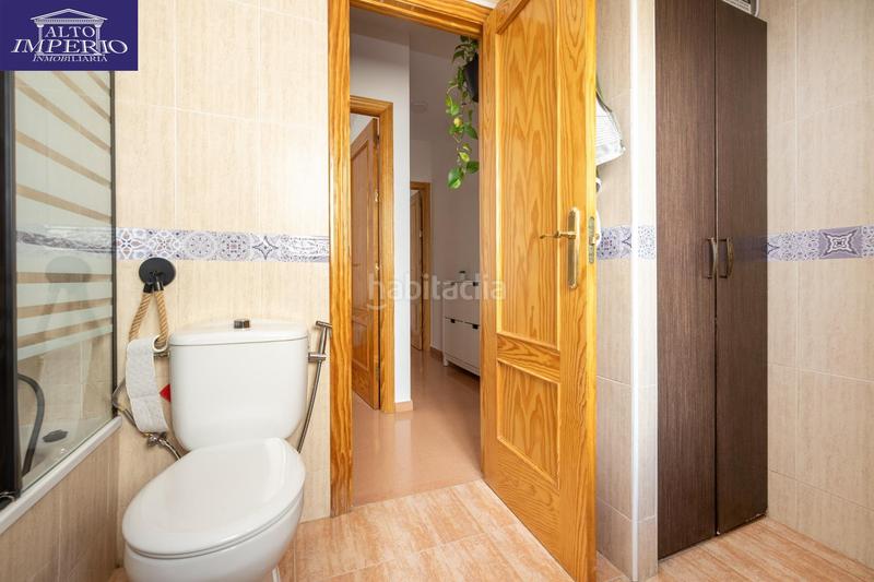 Foto 8663b216-d6b6-4580-a540-b079a42ddd82. Piso bonito piso totalmente reformado con 2 habitaciones y plaza de garaje. en Albolote