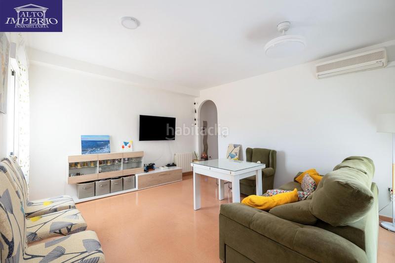 Foto ae1869fc-e378-43ff-82d3-e65c5b7548a0. Piso bonito piso totalmente reformado con 2 habitaciones y plaza de garaje. en Albolote