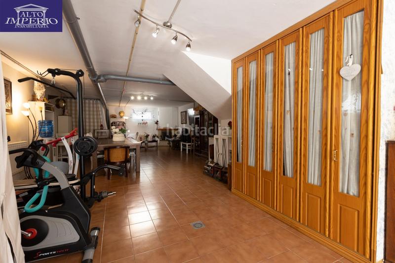 Foto b3e837ad-e98a-4118-b5d5-ea1bed7b0926. Chalet exclusiva casa independiente en el chaparral, . una joya en una de las zonas más demandadas. en Albolote