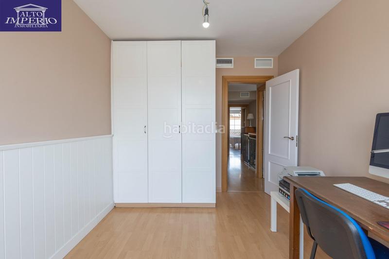 Foto c4375c0b-0b41-44c8-a51d-0d280334963d. Chalet exclusiva casa independiente en el chaparral, . una joya en una de las zonas más demandadas. en Albolote