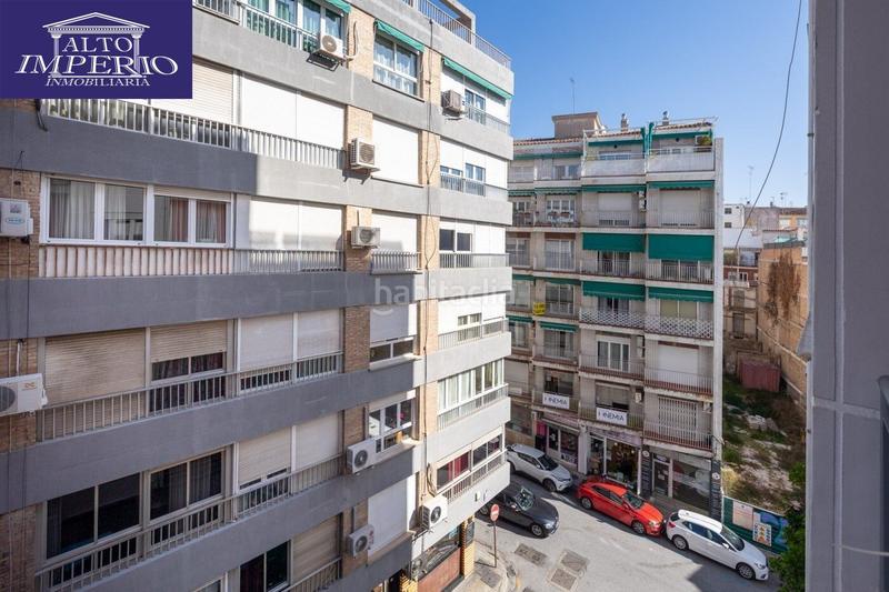 Foto 85cabefd-dd03-4821-b1da-bd721486dcff. Piso fantástico piso en pleno centro , ideal para vivir o invertir. en Granada