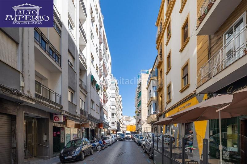 Foto 8c6ccd2c-5883-406f-8be2-08f0a98a7edf. Piso fantástico piso en pleno centro , ideal para vivir o invertir. en Granada