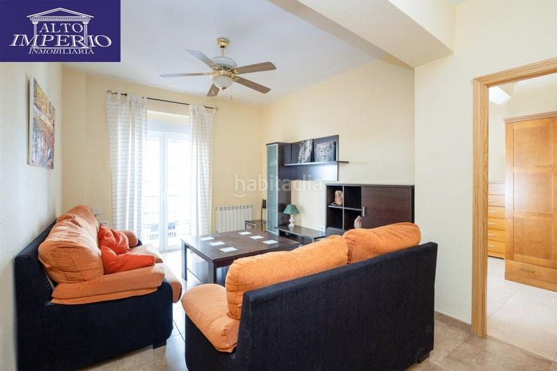 Foto ad80fa0f-53f3-40f8-ba2e-7f37ed4e8809. Piso fantástico piso en pleno centro , ideal para vivir o invertir. en Granada