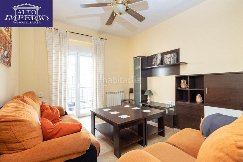 Foto e682d608-5a84-485d-89fd-e997ca3b5abb. Piso fantástico piso en pleno centro , ideal para vivir o invertir. en Granada