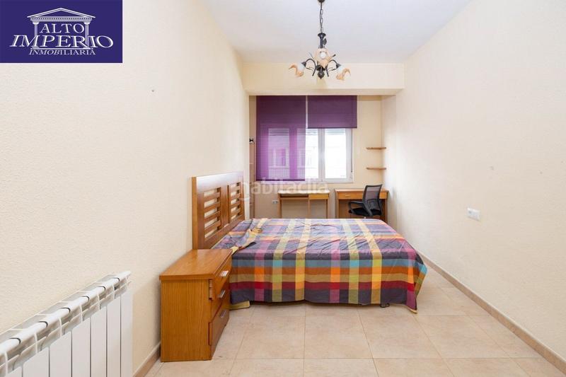 Foto ed55d1c8-965f-46b2-8980-ad1baaacb8fc. Piso fantástico piso en pleno centro , ideal para vivir o invertir. en Granada