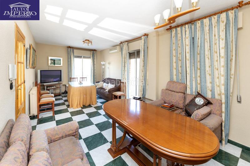 Foto e11c3a01-7fba-4c6d-bd82-f767ae38a7be. Casa  en Maracena