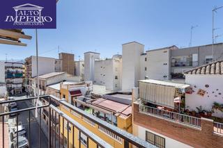 Appartement à Calle concha espina 16. Gran oportunidad en el zaidín piso en cuarta planta con ascensor