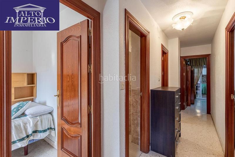 Foto dd276348-77b0-4671-9050-230d46fd1983. Appartamento con parcheggio in Pajaritos Granada