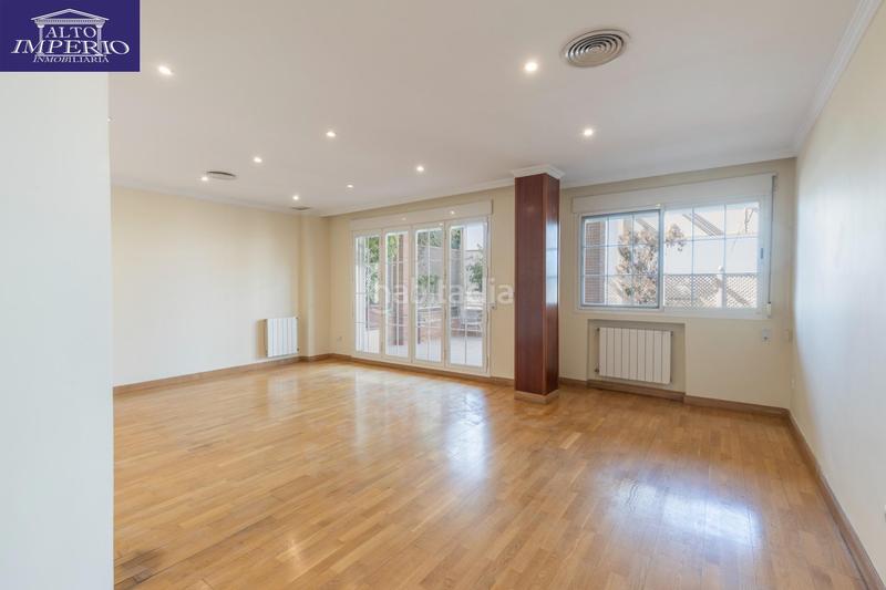 Foto 154a63d2-25eb-4c47-91c6-3b36c9bf1f28. Casa adosada camino de caicena en Camino de los Neveros - Serrallo Granada