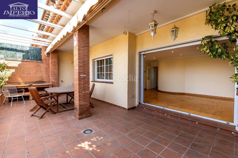 Foto 485baa94-7965-49f3-91d0-73076aea0be2. Casa adosada camino de caicena en Camino de los Neveros - Serrallo Granada