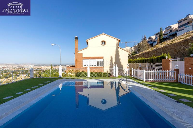 Foto 4a5c7b70-1b1f-4fba-9c0b-67244a3fa99a. Casa adosada camino de caicena en Camino de los Neveros - Serrallo Granada