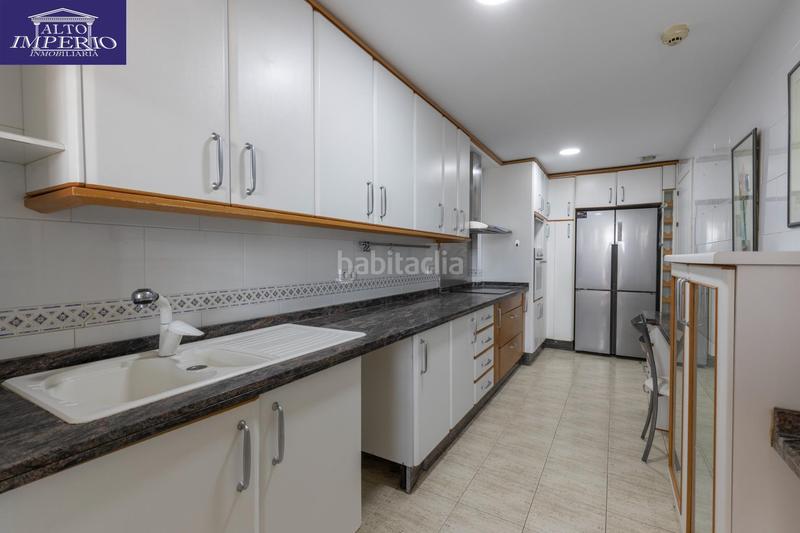 Foto b64138da-9648-4ace-b855-c239075f9c6f. Casa adosada camino de caicena en Camino de los Neveros - Serrallo Granada