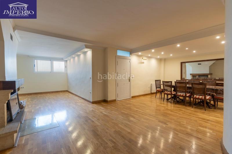 Foto cb37d5fa-4ac5-4b21-b458-bdd53827f72e. Casa adosada camino de caicena en Camino de los Neveros - Serrallo Granada