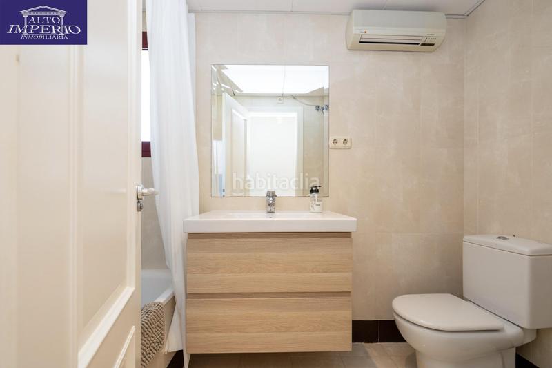 Foto 1db0ff03-b55f-412b-9c76-f5e7e1e72d48. Apartament a calle rector jose vida soria 10 a Playa de Granada Motril