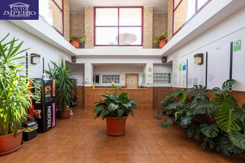 Foto e983f1d7-7971-4e4a-95cc-1060ef152640. Apartamento en calle rector jose vida soria 10 en Motril