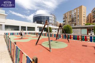 Appartement à Las flores 10. Piso en venta en calle arabial, centro  granada