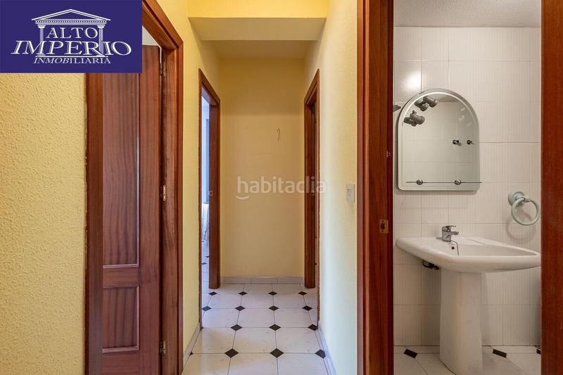 Foto aaa82334-d5c1-43f5-be88-4e01bb7c4719. Pis amb aparcament a Velilla - Velilla Taramay Almuñécar