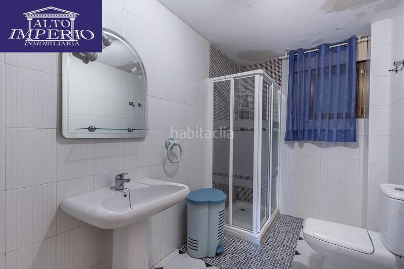 Foto bd06ac78-6329-4153-a32a-d03f365fb786. Pis amb aparcament a Velilla - Velilla Taramay Almuñécar