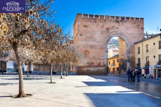 Appartement à Calle calle de elvira, 71 71. Piso en el corazón de gran vía oportunidad única