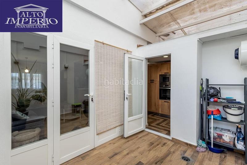 Foto 0abc9bc0-f316-480f-a76a-bc1e805056b5. Casa amb calefacció aparcament a Barrio de Zaidín Granada