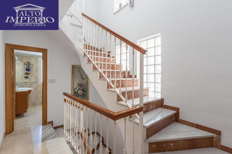 Foto 52189581-4238-48d8-a57e-160a6d64047b. Casa amb calefacció aparcament a Barrio de Zaidín Granada