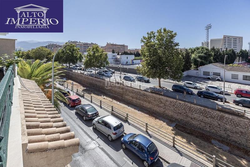 Foto 5610801b-cc7e-406c-b4cd-181ff24c06a0. Casa amb calefacció aparcament a Barrio de Zaidín Granada