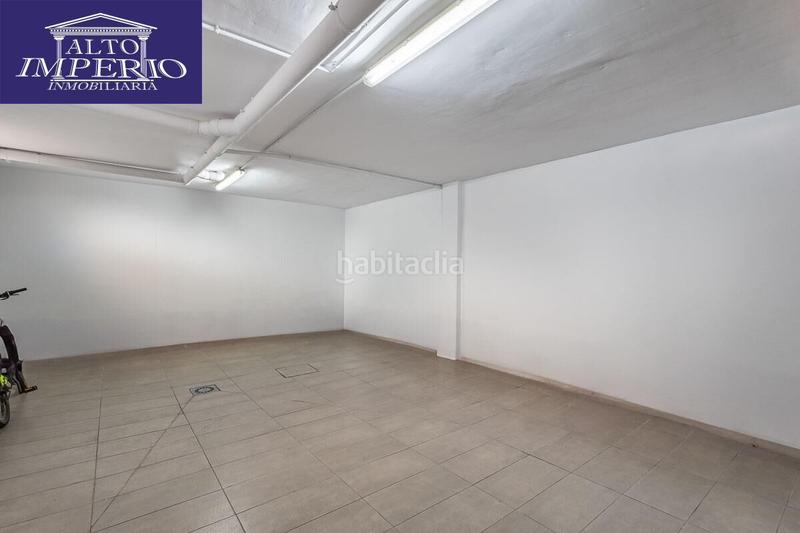 Foto baee021c-1273-4052-a032-ffaf6b71be48. Casa amb calefacció aparcament a Barrio de Zaidín Granada