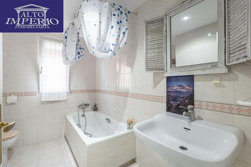 Foto a83fd5dc-8b07-466c-a5f1-4c0afcf9b66d. Casa en calle hella 8 casa en Jun