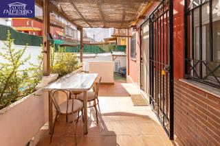 Casa aparellada  Calle calle luis de gngora, 1. Bonita pareada en alhendn con amplias comodidades