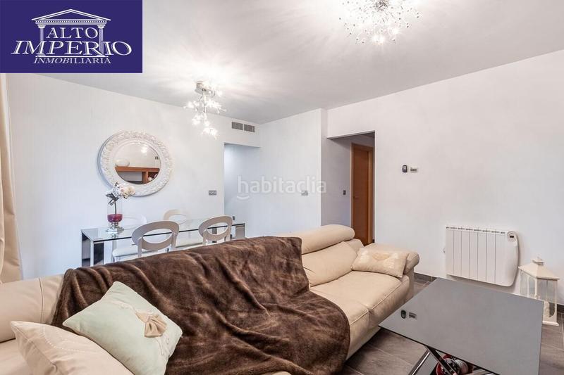 Foto 8619a864-bbd1-4408-8f2e-b2eb75ec1d59. Piso magnífico piso en Carretera de Granada-La Alcazaba Alhendín