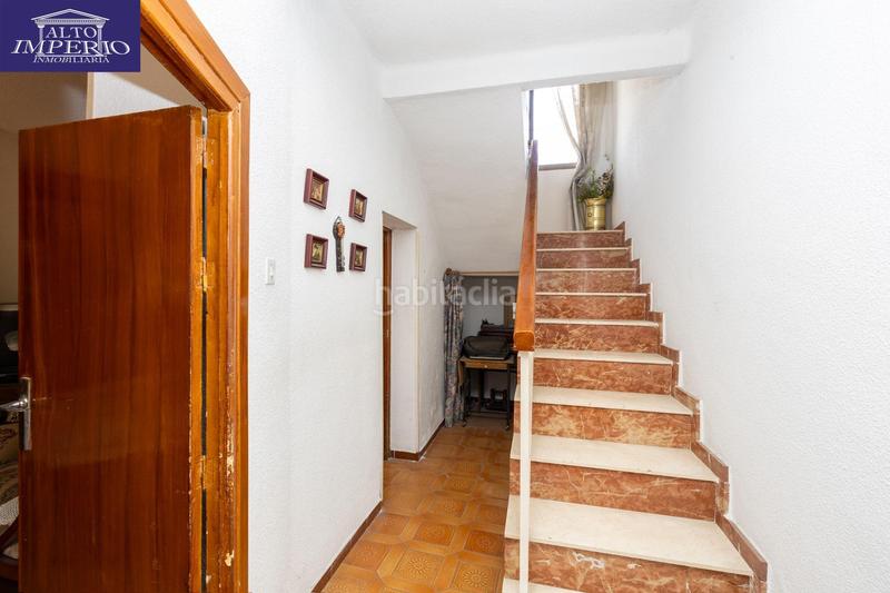 Foto f269bfd0-f74d-4e1a-b6e6-6eff35c728f8. Reihenhaus in Cerrillo de Maracena - Periodistas Granada