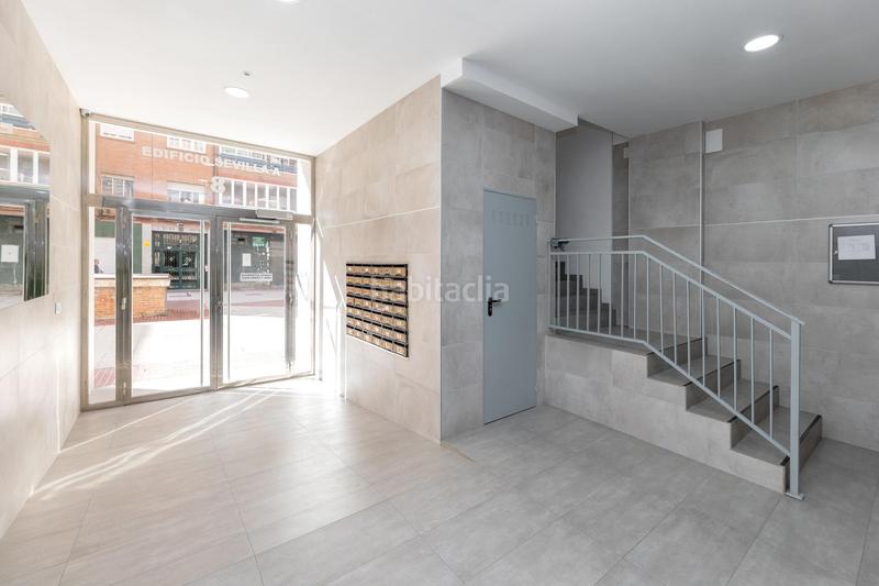 Foto d121082f-e75f-448a-96f5-daad7ecdd78f. Pis amb aparcament a Barrio de Zaidín Granada