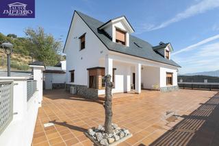 Chalet  Cuesta las piedras. Tu hogar ideal espera por ti!