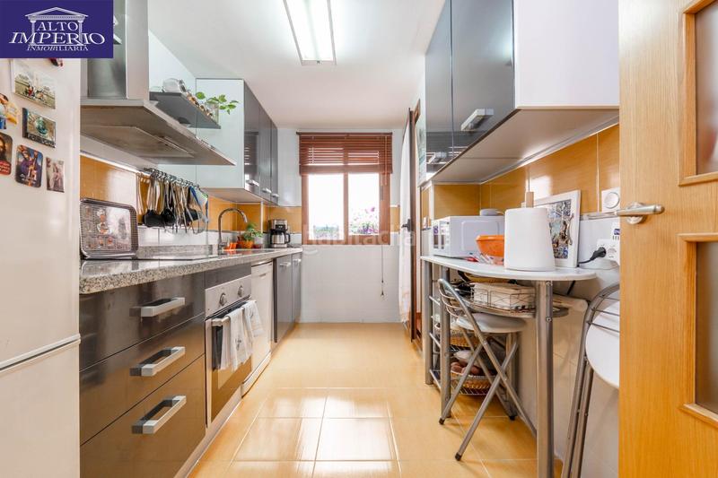 Foto 9ef5e77c-d72f-45af-bda3-4459f4f5c926. Piccolo appartamento con parcheggio in Ogíjares