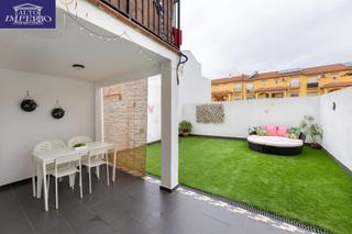 Casa adossada a Belicena. Adosada en belicena completamente amueblada!