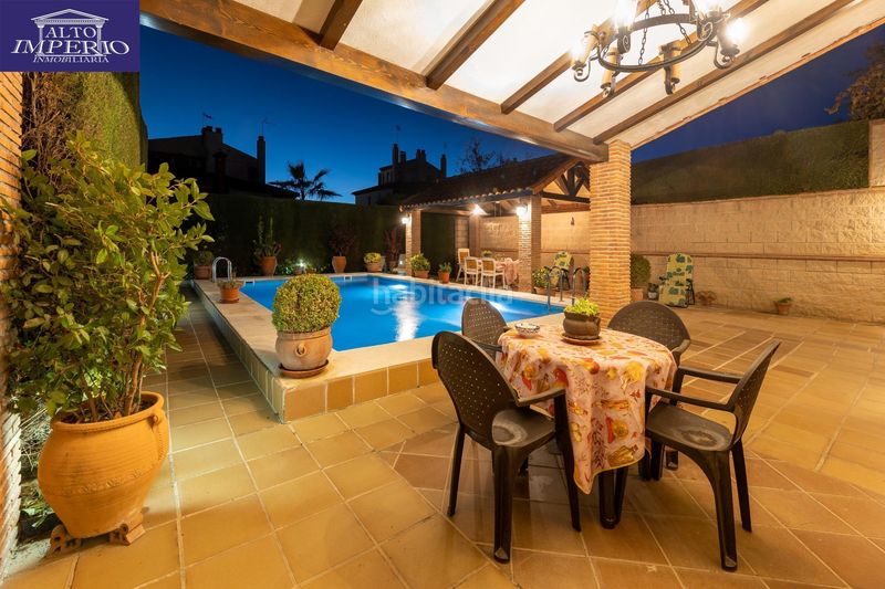 Foto 4f15990e-5659-4cf7-ad51-3ae4517cc125. Casa adossada amb aparcament piscina a Peligros
