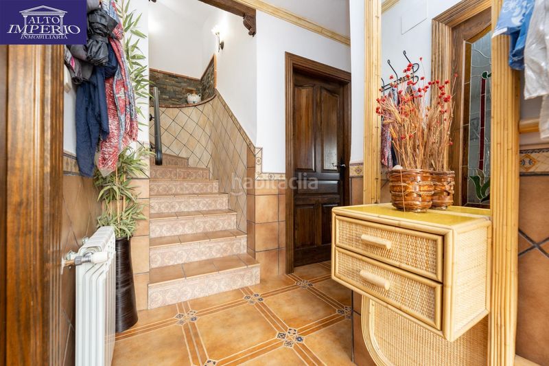 Foto a913fd42-fc4d-4586-9e87-9b2dbe279298. Casa adossada amb aparcament piscina a Peligros