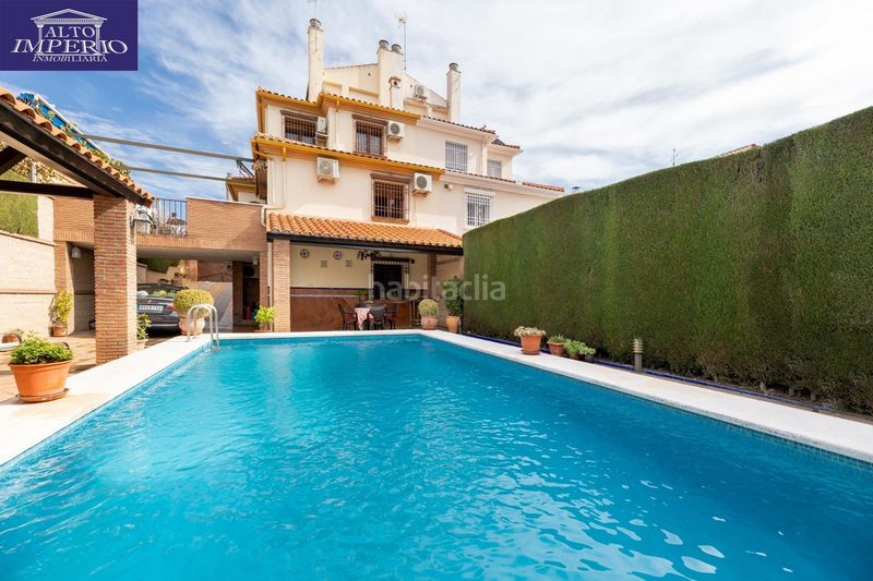Foto edadc18f-311d-49c5-b05c-02a10ea696eb. Casa adossada amb aparcament piscina a Peligros