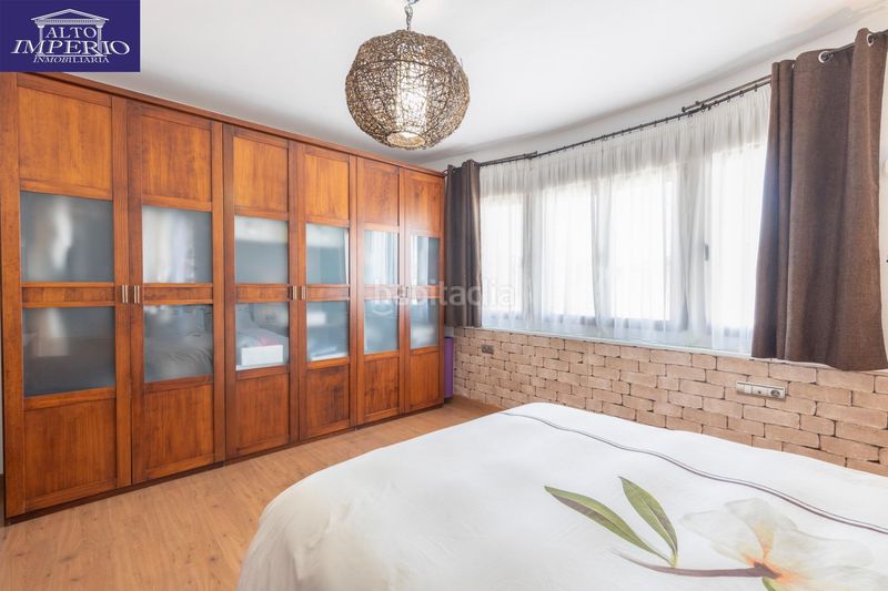 Foto a30b0d57-2d37-43d2-998d-6181250c210f. Casa adossada amb aparcament a Chauchina