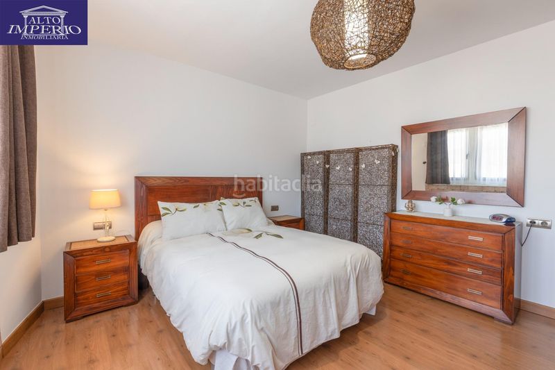 Foto be2263db-c468-4d01-9014-589c2bf5bd09. Casa adossada amb aparcament a Chauchina