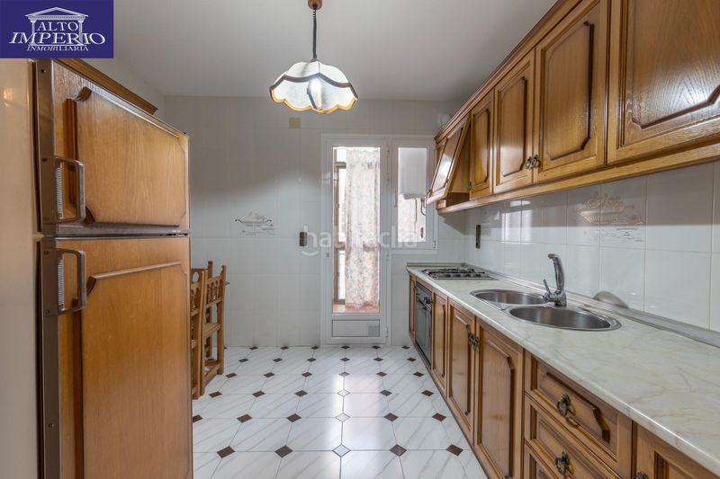 Foto b33f3cd9-ed28-4a3c-b23e-e07c4b61c718. Pis a Güéjar Sierra