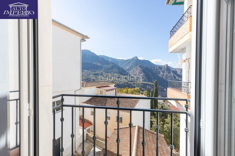 Foto e20cb7a4-df39-4c2a-959f-ddf4a3ef6277. Pis a Güéjar Sierra