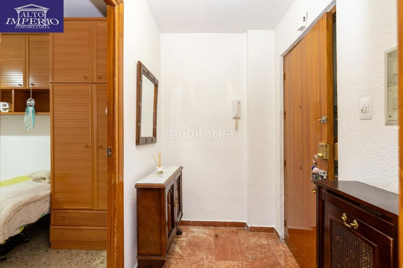 Foto 6504a8f2-20bc-4623-9747-c17c3d934a1c. Apartamento perfecto para invertir en calle pedro de alarcón! en Granada