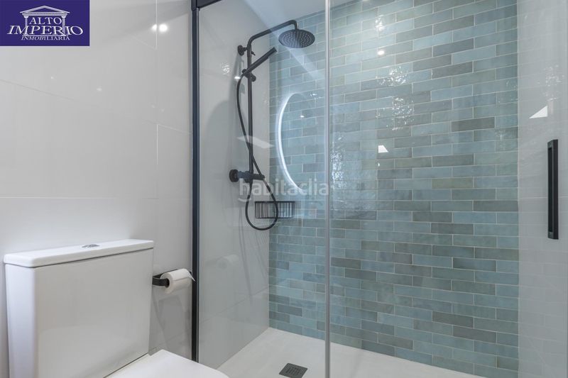 Foto 345f0255-ee42-4608-9dcf-6a288a52c907. Casa amb aparcament a Peligros