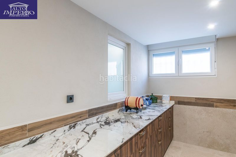 Foto 714eadaa-b634-495c-bd6b-90a7d1d4dda5. Casa amb aparcament a Peligros